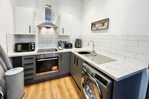 1 bedroom flat for sale, Steeple View Close, Hyde, Stockport, SK14