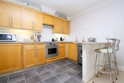 1 bedroom apartment to rent, Cumberland Road, ASHFORD, TW15