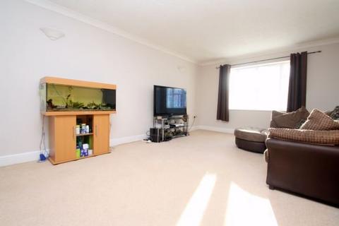 1 bedroom apartment to rent, Cumberland Road, ASHFORD, TW15