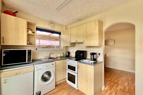 2 bedroom detached bungalow for sale, Grange Road, Gloucester GL4