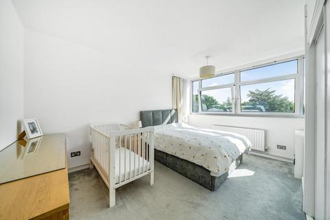 2 bedroom flat for sale, Westleigh Avenue, Putney