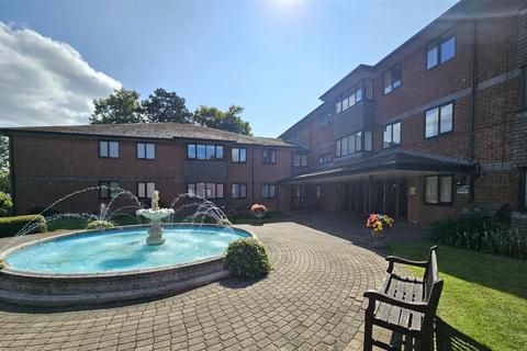 2 bedroom retirement property for sale, Maplebeck Court, Lode Lane, Solihull