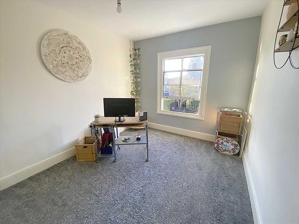 Bedroom 6: