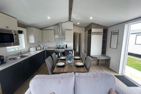 2 bedroom park home for sale, Par Sands Coastal Holiday Park