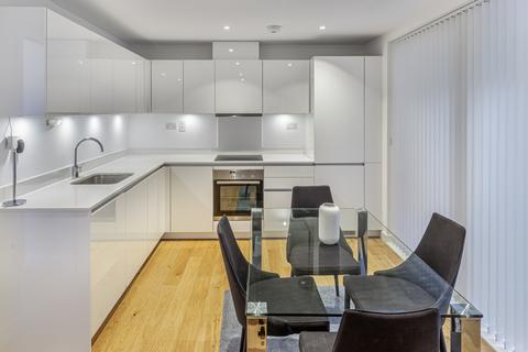 3 bedroom apartment to rent, London WC1X