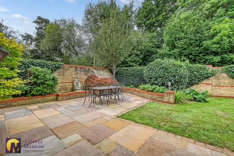 5 bedroom detached house for sale, Little Brook Road, Roydon