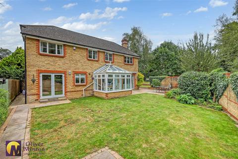 5 bedroom detached house for sale, Little Brook Road, Roydon