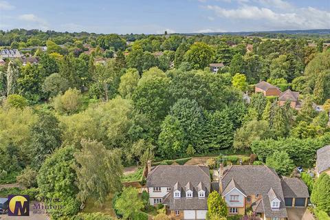 5 bedroom detached house for sale, Little Brook Road, Roydon