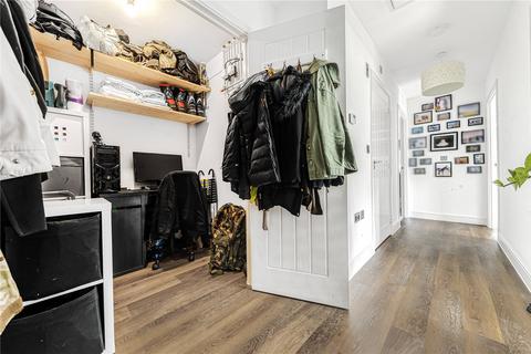 Flat 3, 14 Vulcan Close, Biggin Hill, Westerham, TN16 3FL