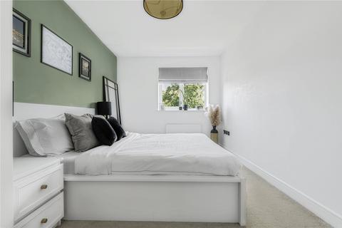 Flat 3, 14 Vulcan Close, Biggin Hill, Westerham, TN16 3FL