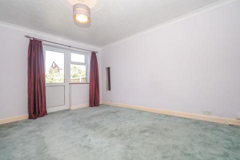 30 Kings Avenue, Newington, Ramsgate, CT12 6DL