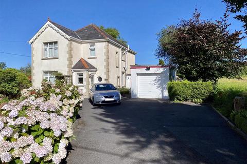 4 bedroom detached house for sale, Heol Capel Ifan, Pontyberem, Llanelli