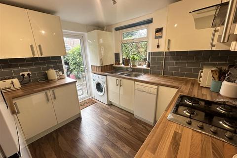 26 Beech Road, Sale, M33 2FB