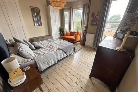 26 Beech Road, Sale, M33 2FB