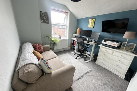 26 Beech Road, Sale, M33 2FB