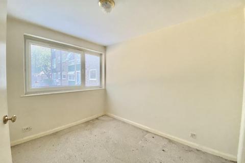 56 Compton Road, Hayes, UB3 2AZ