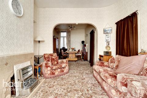 30 Cann Hall Road, London, E11 3HZ