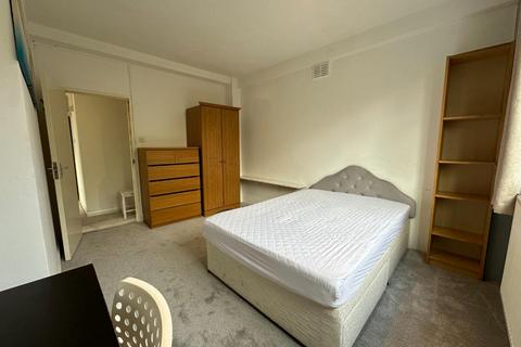 3 bedroom apartment to rent, Inwood Court, Rochester Sqaure, London, NW1 9HS