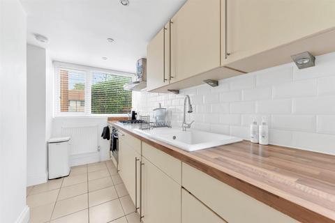 1 bedroom flat for sale, London Lane, Bromley