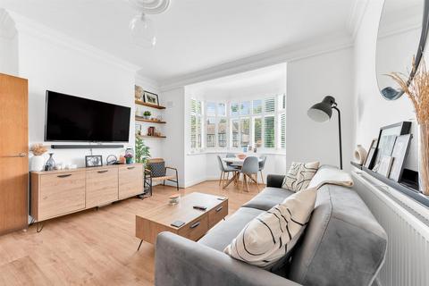 1 bedroom flat for sale, London Lane, Bromley