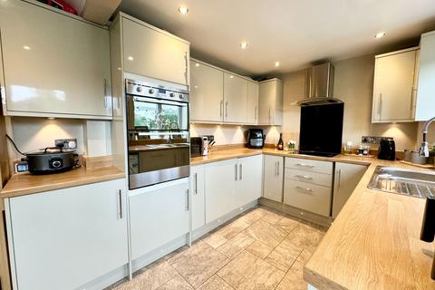 2 bedroom semi-detached house for sale, Maes Y Parc, Wrexham LL14