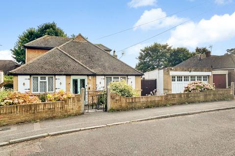 4 bedroom detached bungalow for sale, Rosemary Gardens, Broadstairs CT10