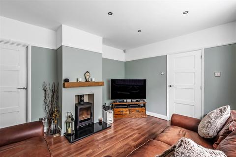 3 bedroom semi-detached house for sale, Ulstan Close, Woldingham