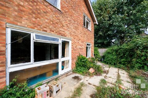 4 bedroom detached house for sale, Askew Drive, Reading RG7