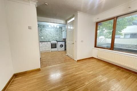 3 bedroom flat for sale, Crawley Green Road, Crawley Green, Luton, LU2