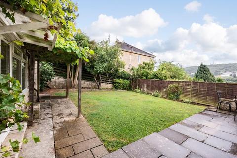 5 bedroom detached house to rent, Upper East Hayes, Bath BA1