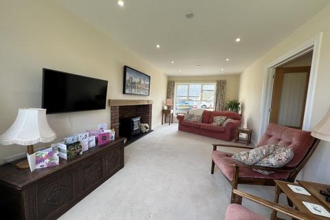 19 Clos Castell, Llangynidr, Crickhowell, NP8 1NZ