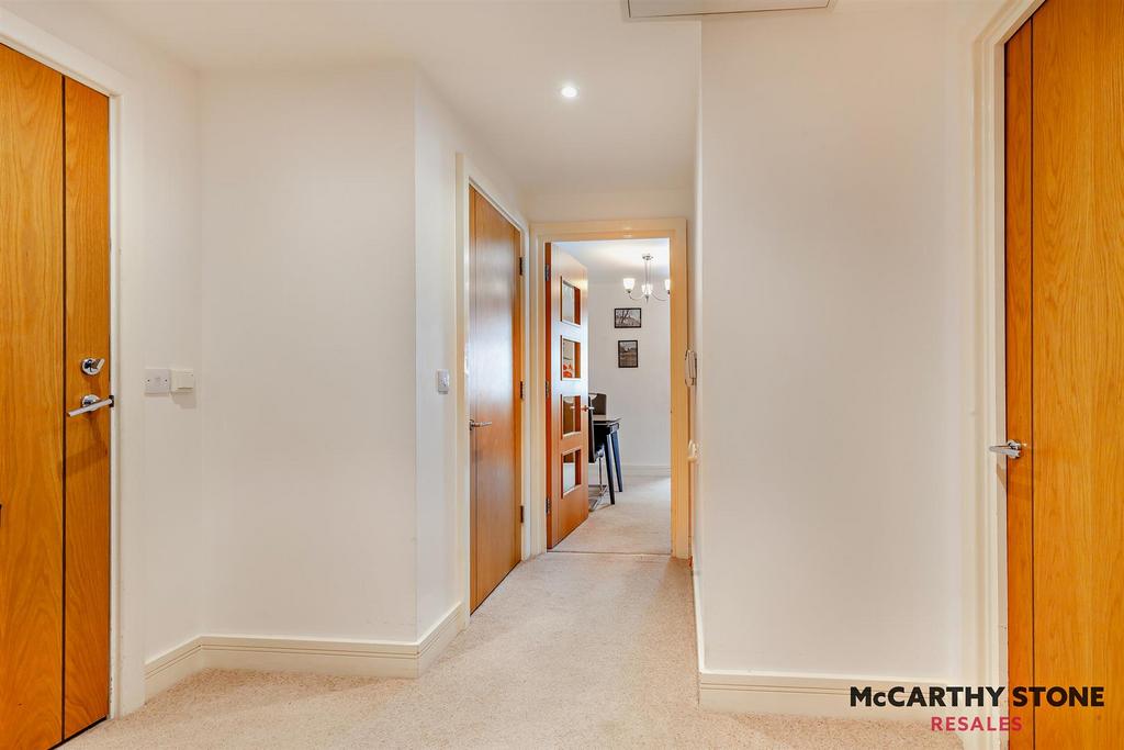 8614561-interior12-800.jpg