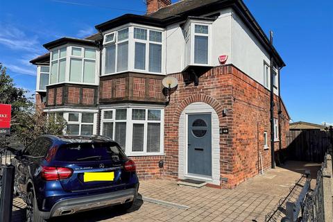 3 bedroom semi-detached house for sale, Legarde Avenue, Hull