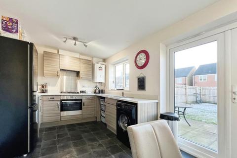 3 bedroom semi-detached house for sale, Worthington Place, Leigh