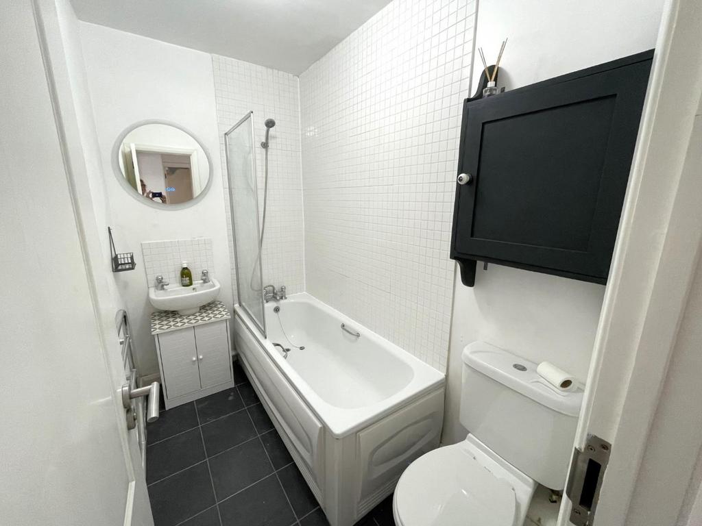 Bathroom.jpeg