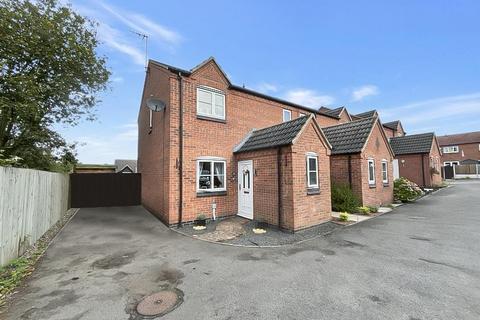 2 bedroom townhouse for sale, Anchor Close, Swadlincote DE11