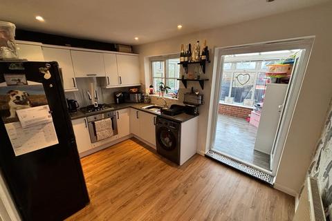 2 bedroom townhouse for sale, Anchor Close, Swadlincote DE11