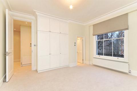 3 bedroom apartment to rent - Addison Road, Kensington, London, W14