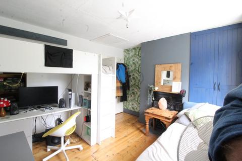 47 Elmers Road, London, SE25 5DS