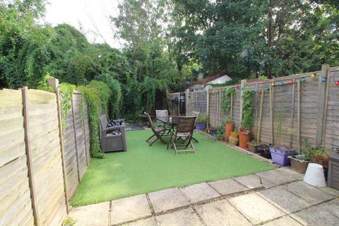 47 Elmers Road, London, SE25 5DS