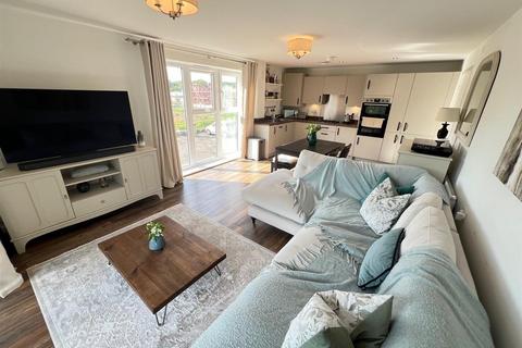 2 bedroom apartment for sale, Old Wharf Road, Stourbridge, DY8 4FQ