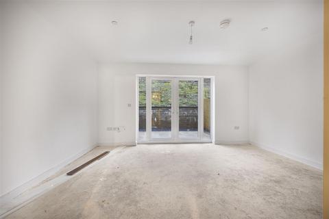 3 bedroom semi-detached house for sale, Clos Yr Ysgol, Clyne, Neath