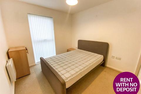 2 bedroom flat to rent, 1 Stillwater Drive, Stillwater Drive, Openshaw, Manchester, M11