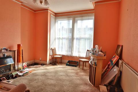 2 bedroom apartment for sale, South Farm Road, Worthing