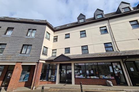 1 bedroom flat for sale, Market Court, Launceston