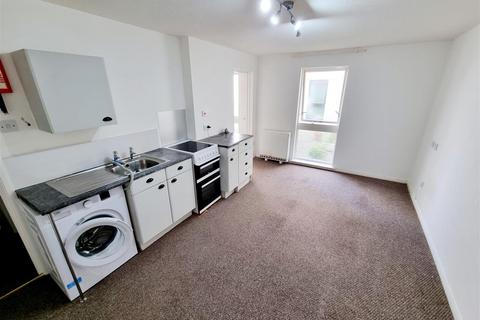 1 bedroom flat for sale, Market Court, Launceston