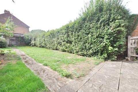 19 Cherry Tree Avenue, Guildford, GU2 7XB