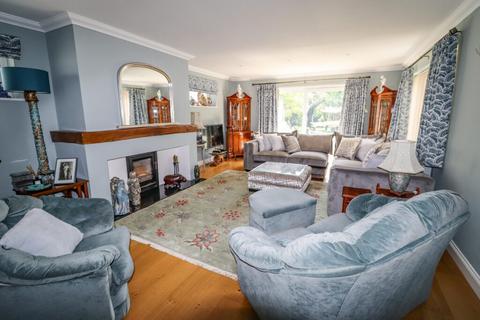 6 bedroom detached house for sale, Bacon Lane, Hayling Island