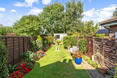 3 bedroom end of terrace house for sale, Church Road, Surrey RH6