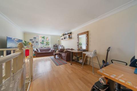 2 bedroom flat to rent, Regency Street, Coleridge Court, SW1P